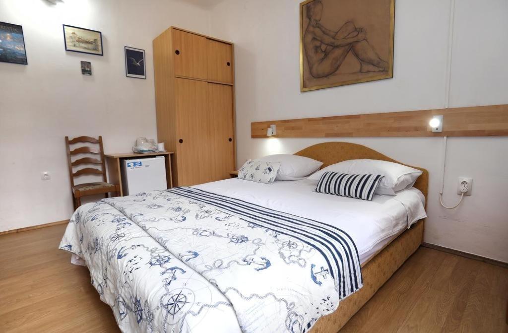 Rooms With A Parking Space Trogir - 17442 Quarto foto